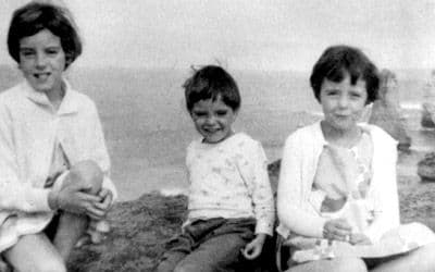 🕵️♂️ A Mystery That Still Haunts Australia: The Vanishing of the Beaumont Children